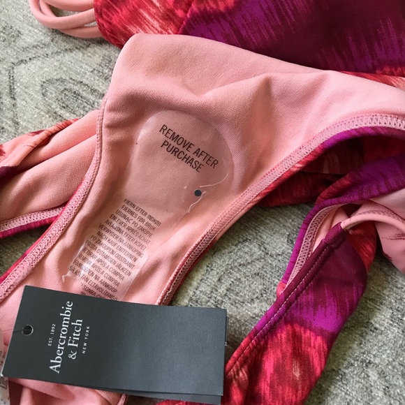 NWT Abercrombie Poolside Mokokini One Piece - Picture 7 of 9